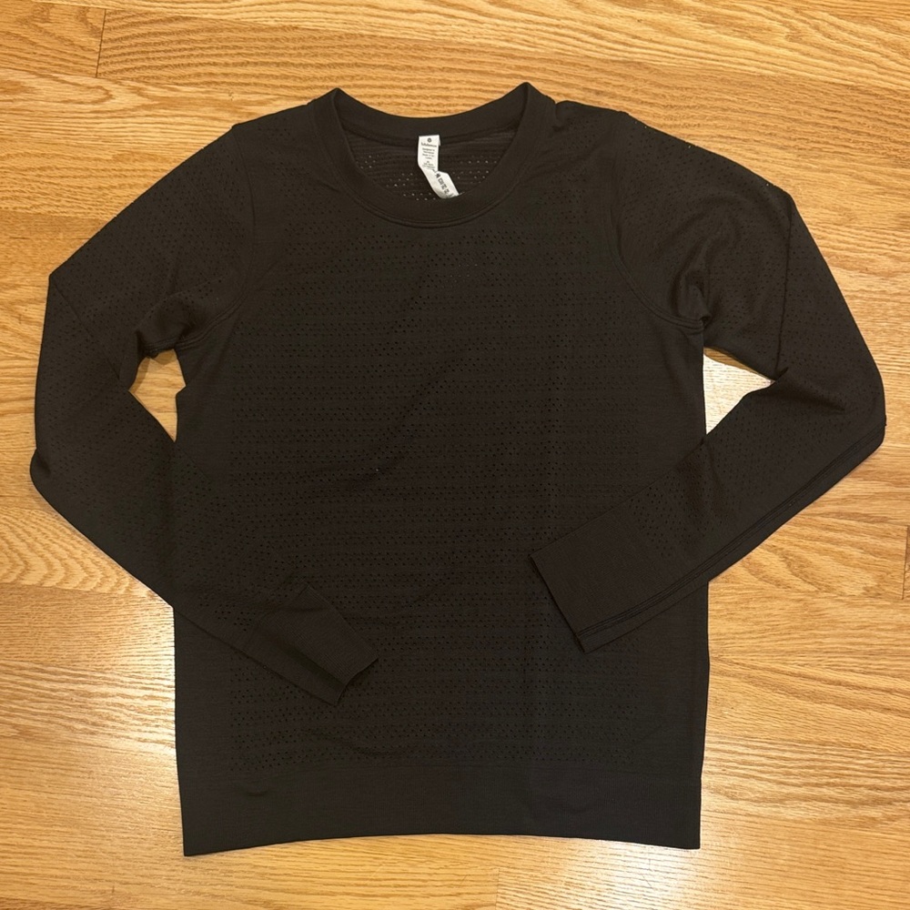 lululemon athletica Black Long Sleeve swiftly breeze tee